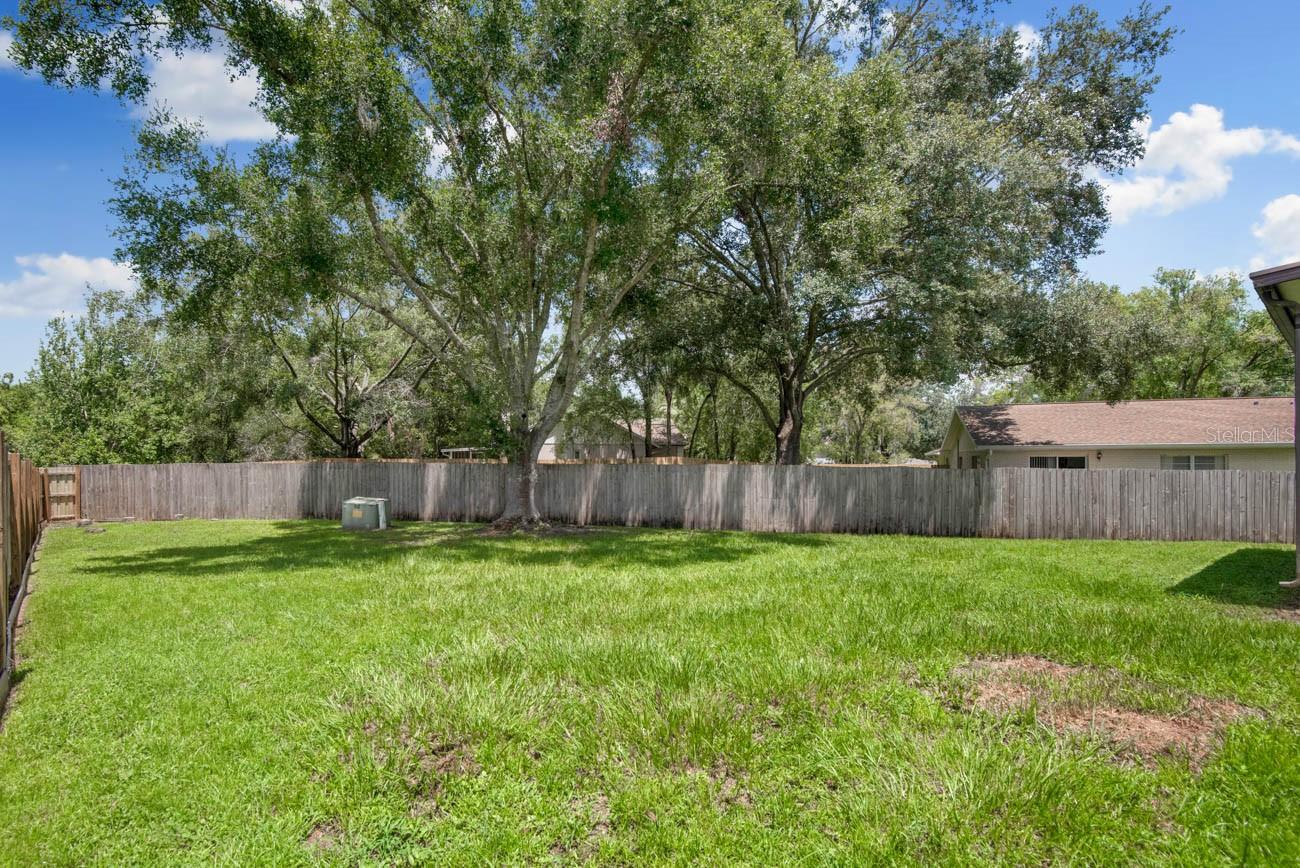 Image 29 of 44 For 23253 Granite Place