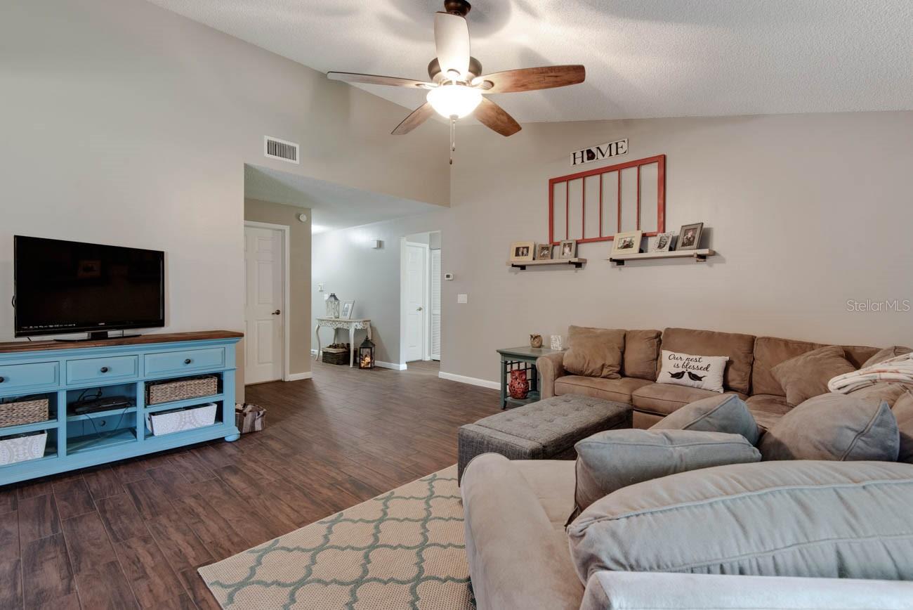 Image 3 of 44 For 23253 Granite Place
