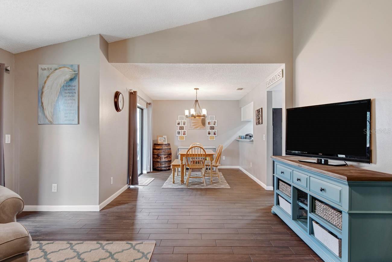 Image 6 of 44 For 23253 Granite Place