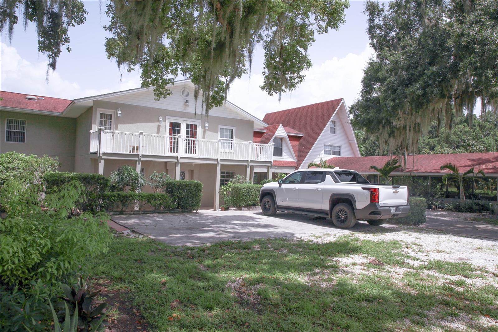 Image 3 of 36 For 201 Lake Bonny Drive E