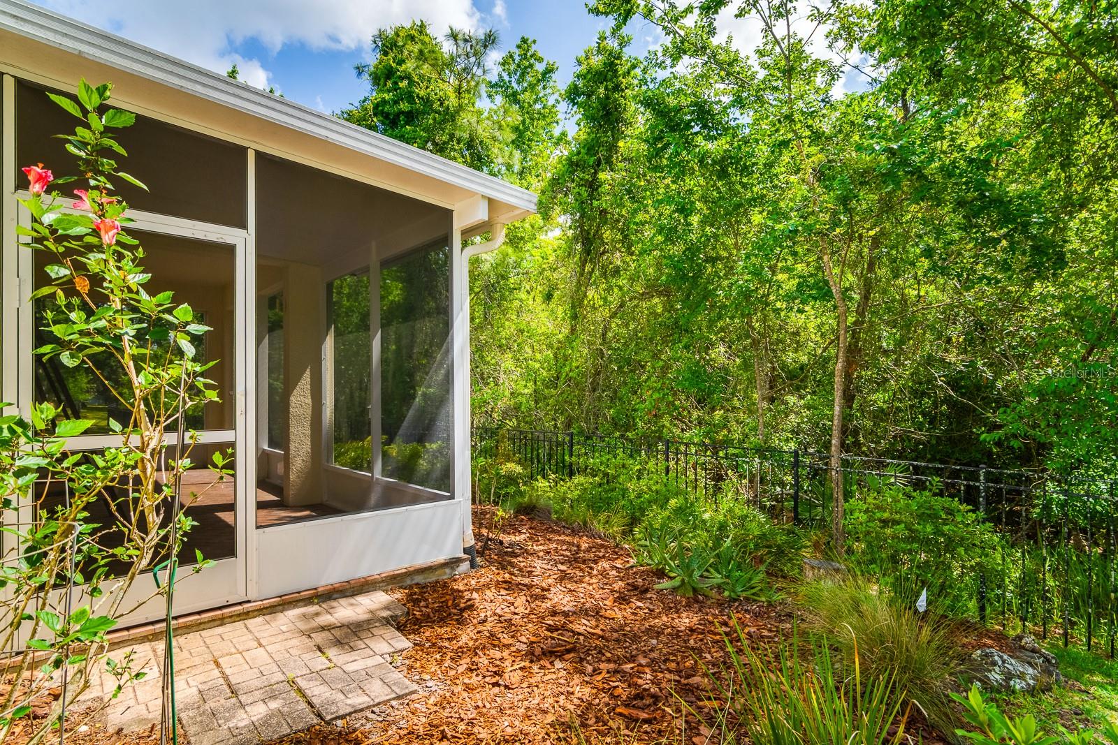 Image 23 of 56 For 11144 Paradise Point Way