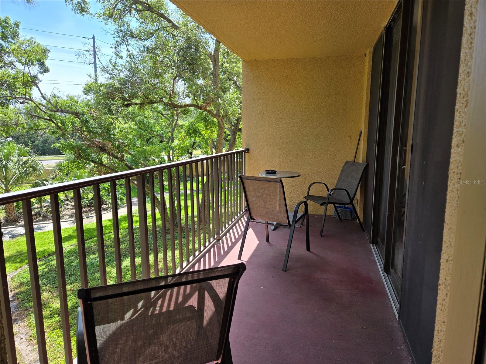 Image 34 of 46 For 3062 Eastland Boulevard 105