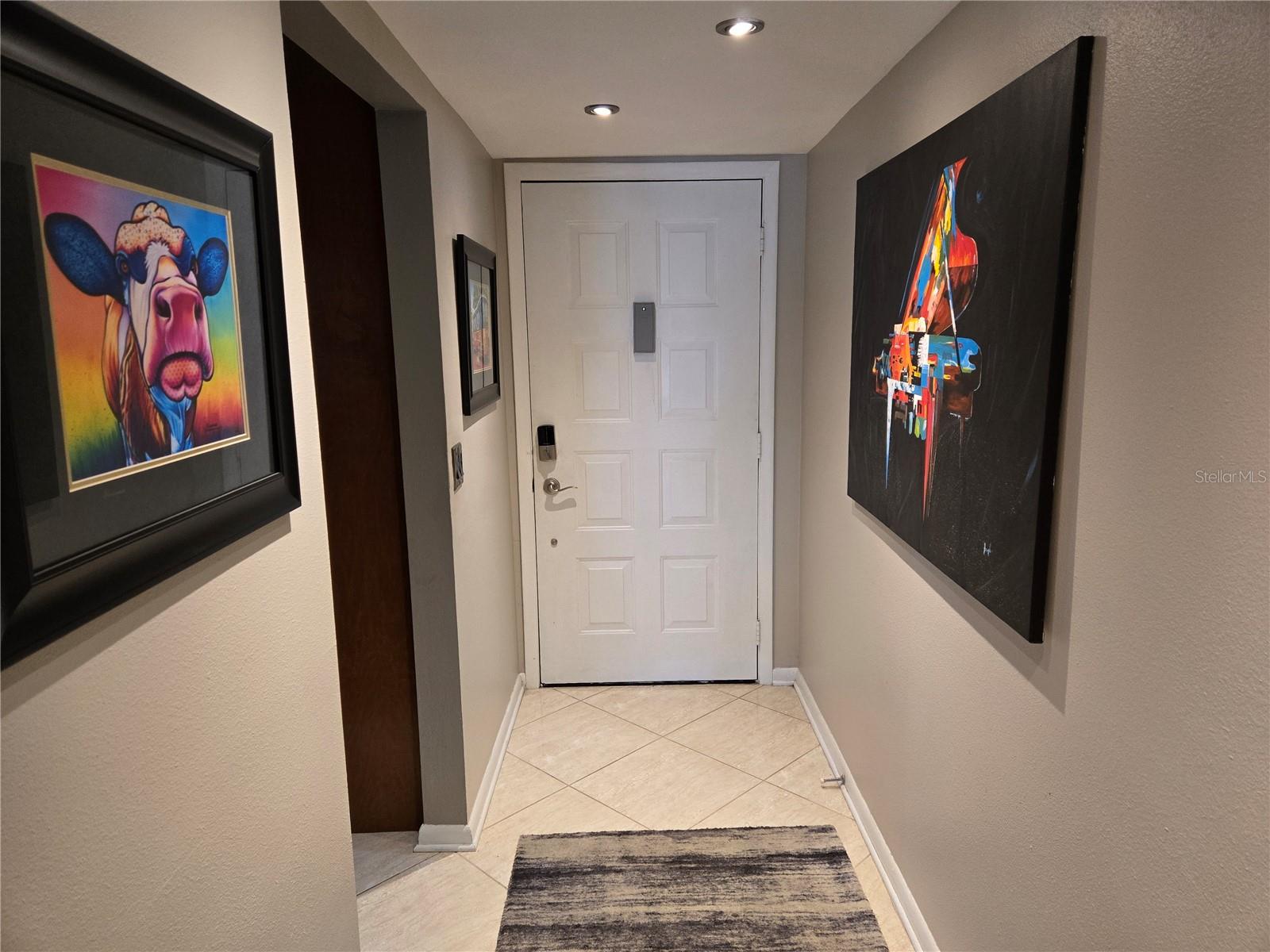 Image 4 of 46 For 3062 Eastland Boulevard 105
