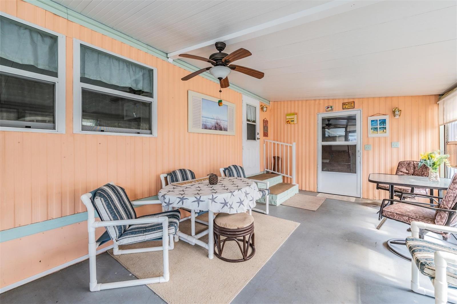 Image 6 of 41 For 37025 Lois Avenue