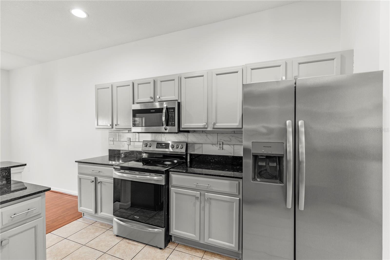 Image 18 of 69 For 10525 Lucaya Drive