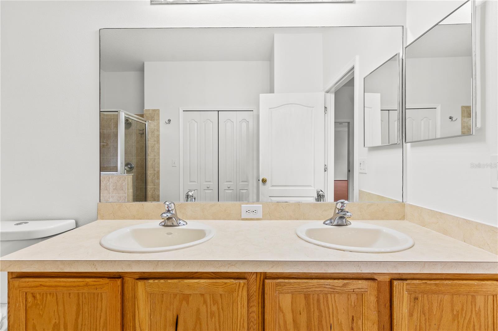 Image 29 of 69 For 10525 Lucaya Drive