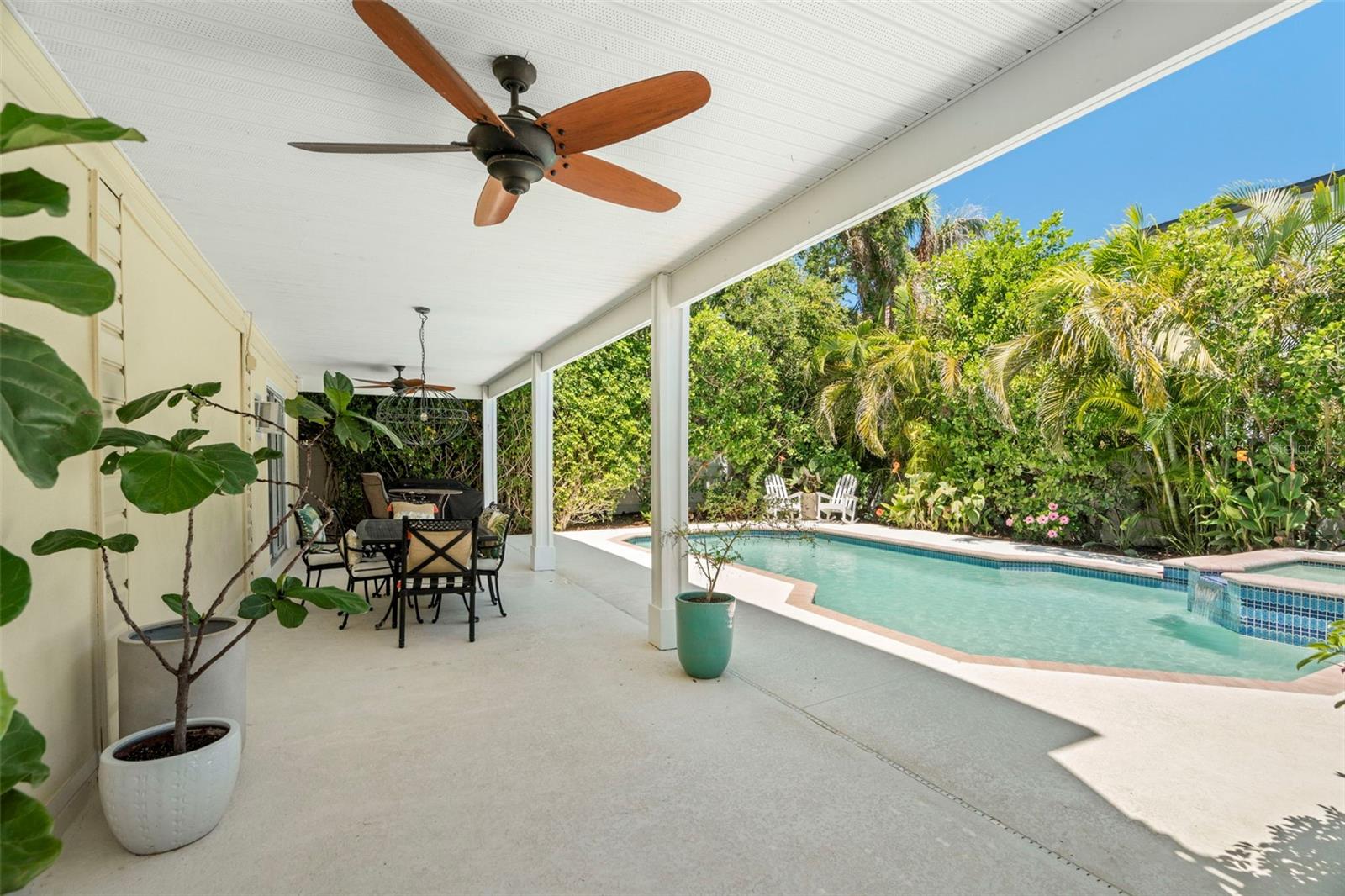 Image 37 of 62 For 6113 Kipps Colony Drive W