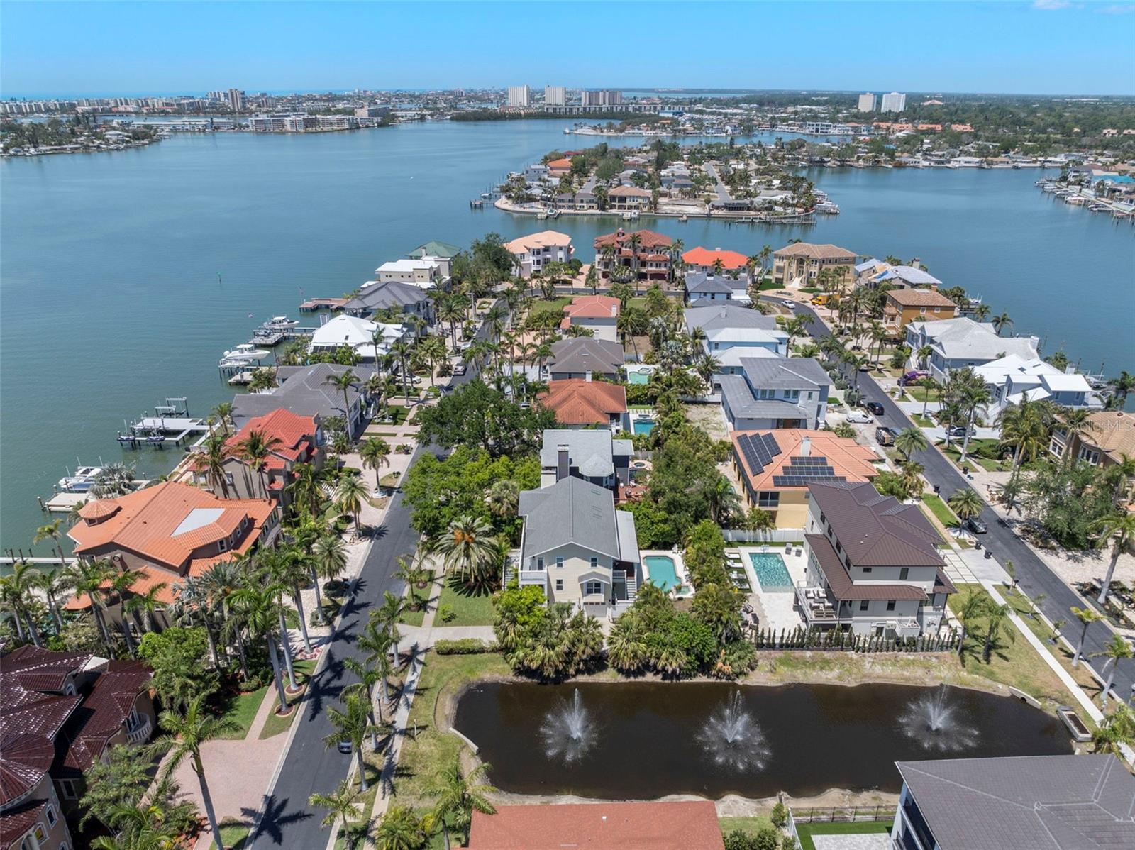 Image 51 of 62 For 6113 Kipps Colony Drive W