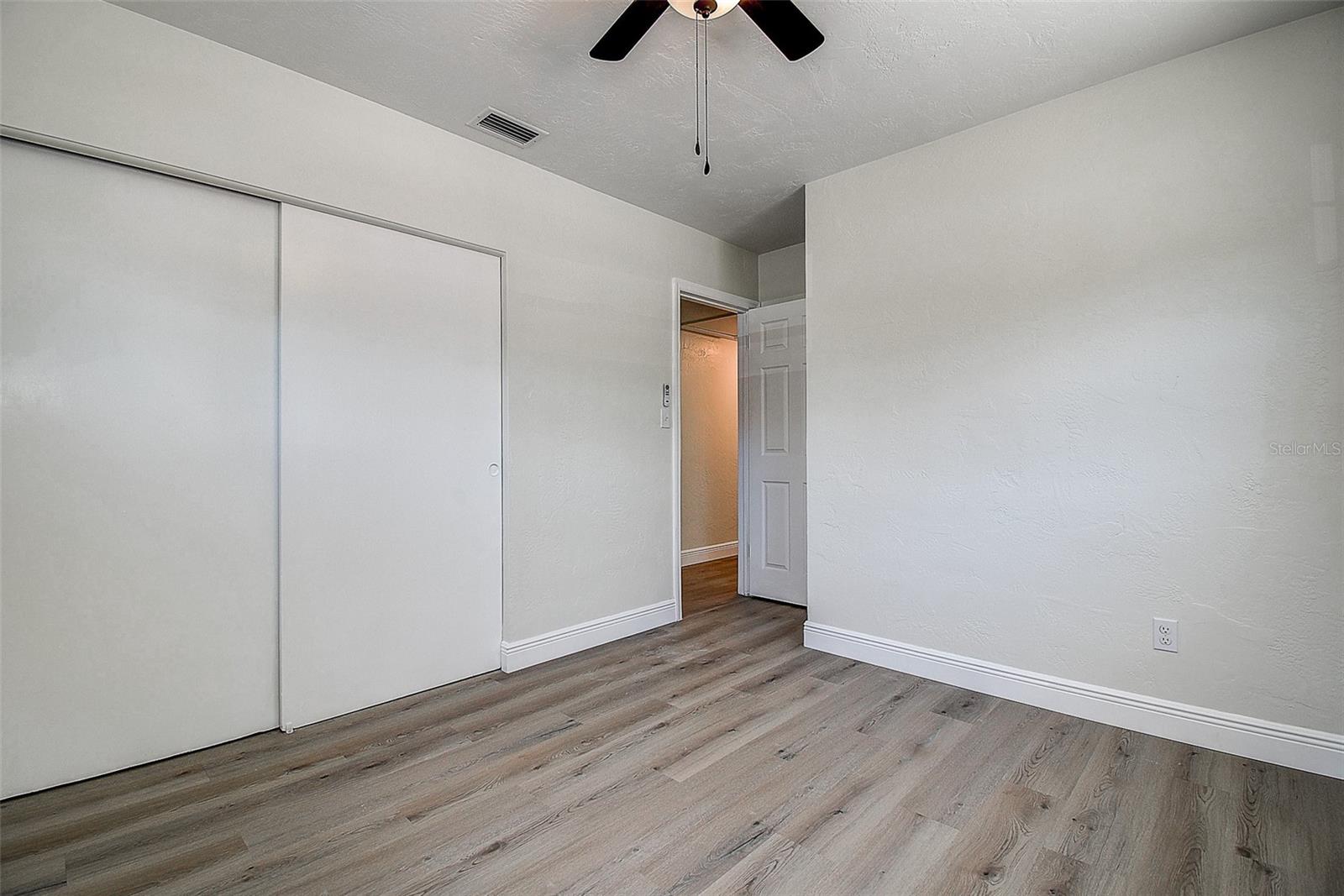 Image 17 of 40 For 3841 Wahoo Drive Se
