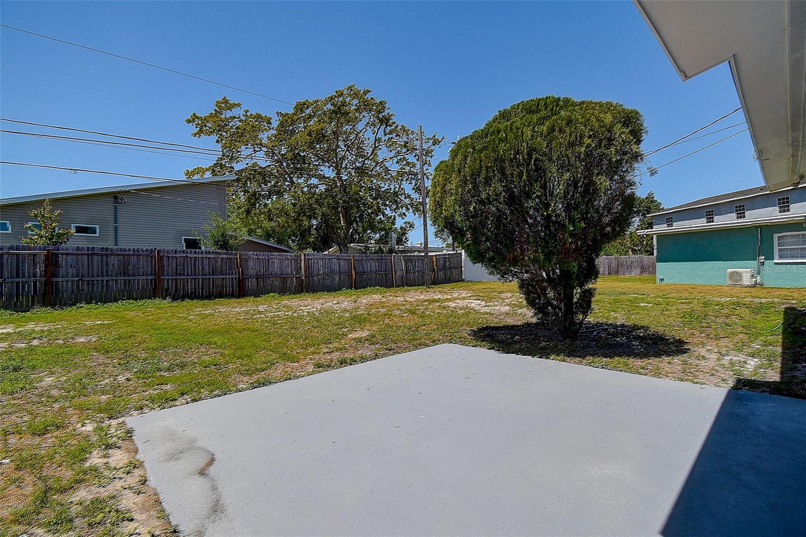 Image 32 of 40 For 3841 Wahoo Drive Se