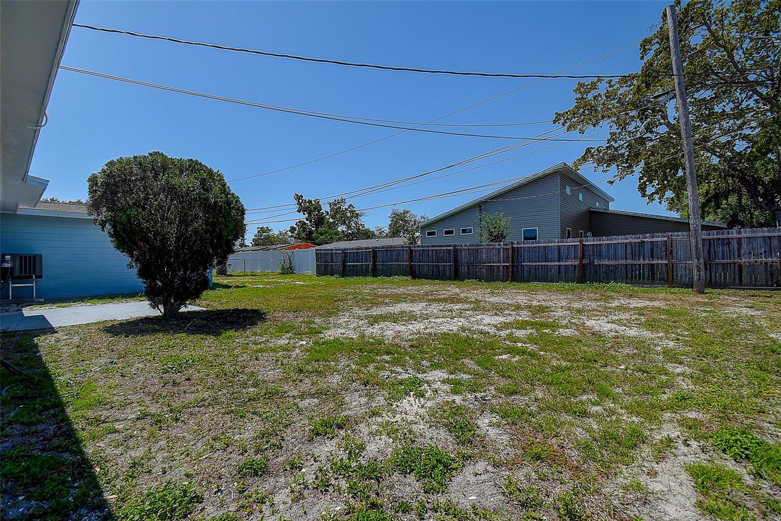 Image 33 of 40 For 3841 Wahoo Drive Se