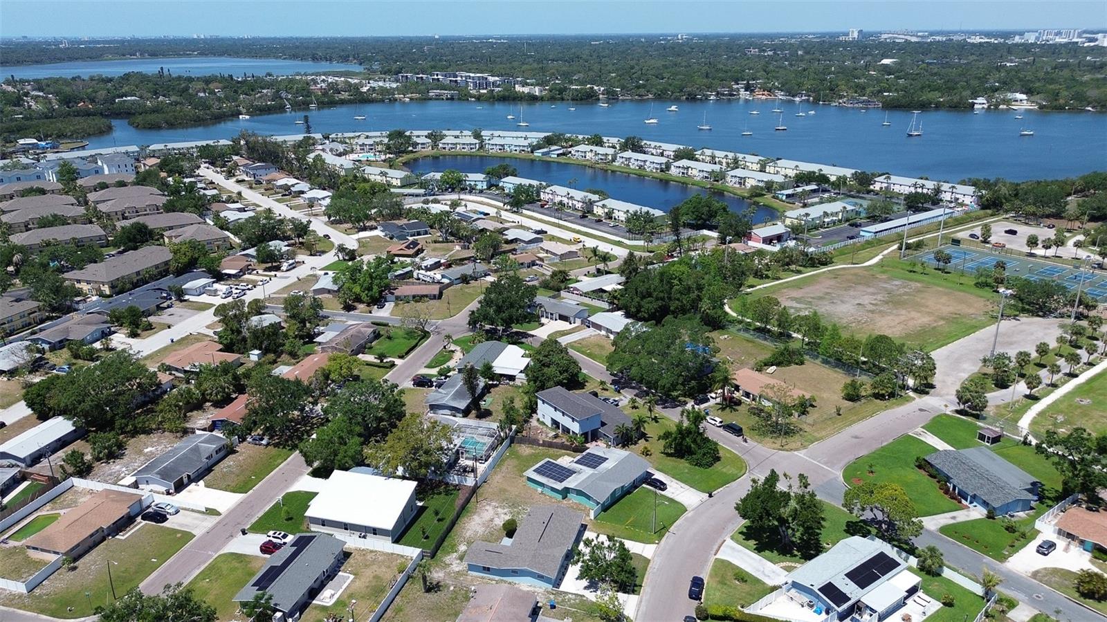 Image 39 of 40 For 3841 Wahoo Drive Se