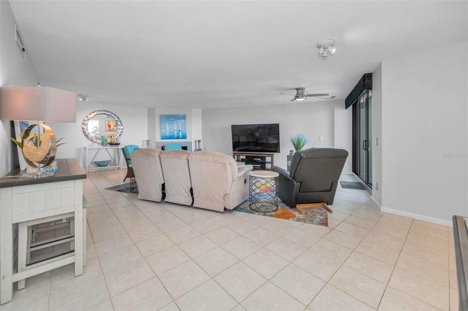 Image 20 of 88 For 1660 Gulf Boulevard Ph-7