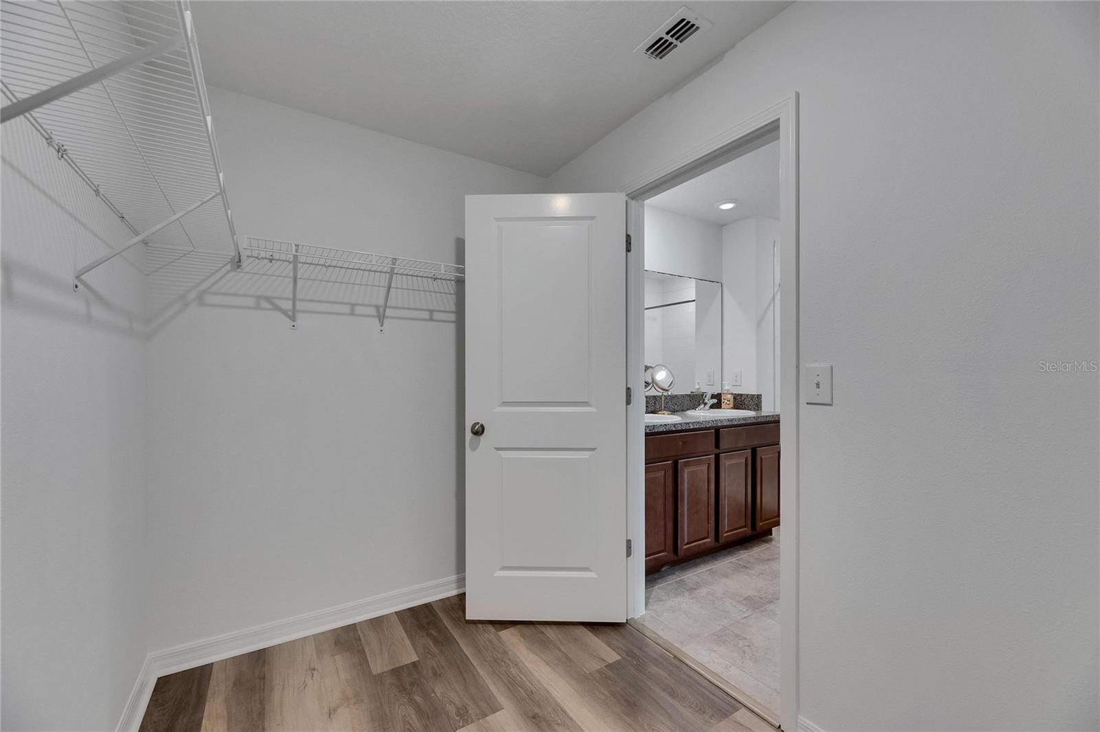 Image 21 of 58 For 7236 Salt River Avenue