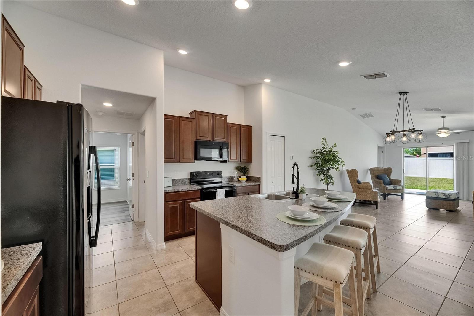 Image 4 of 58 For 7236 Salt River Avenue