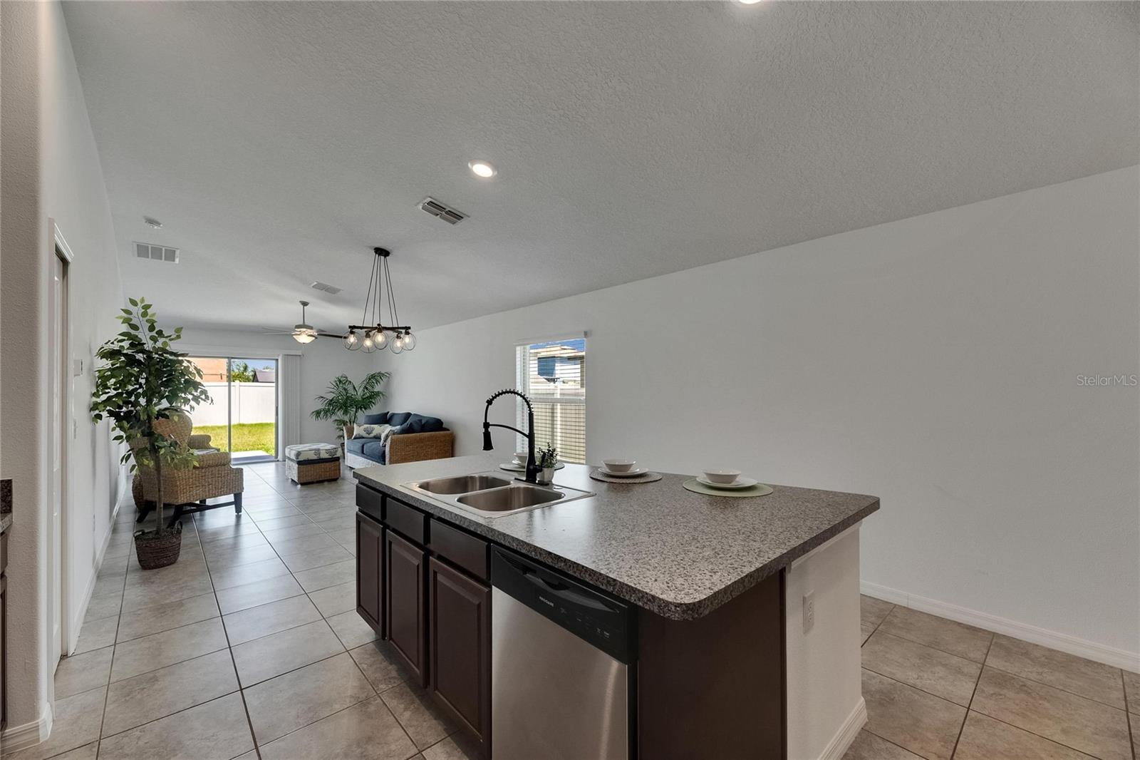 Image 8 of 58 For 7236 Salt River Avenue