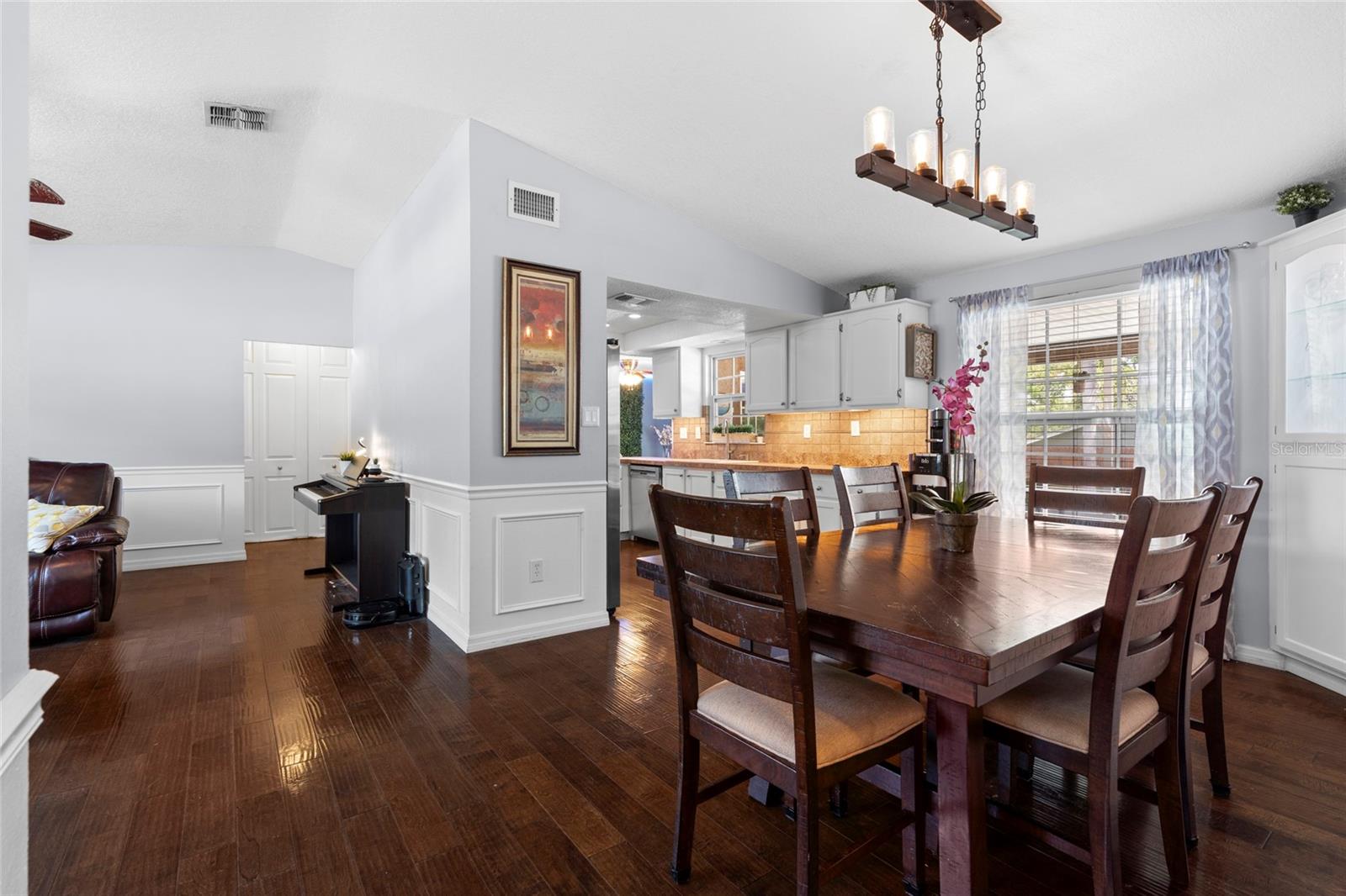 Image 15 of 49 For 1686 Spottswood Circle