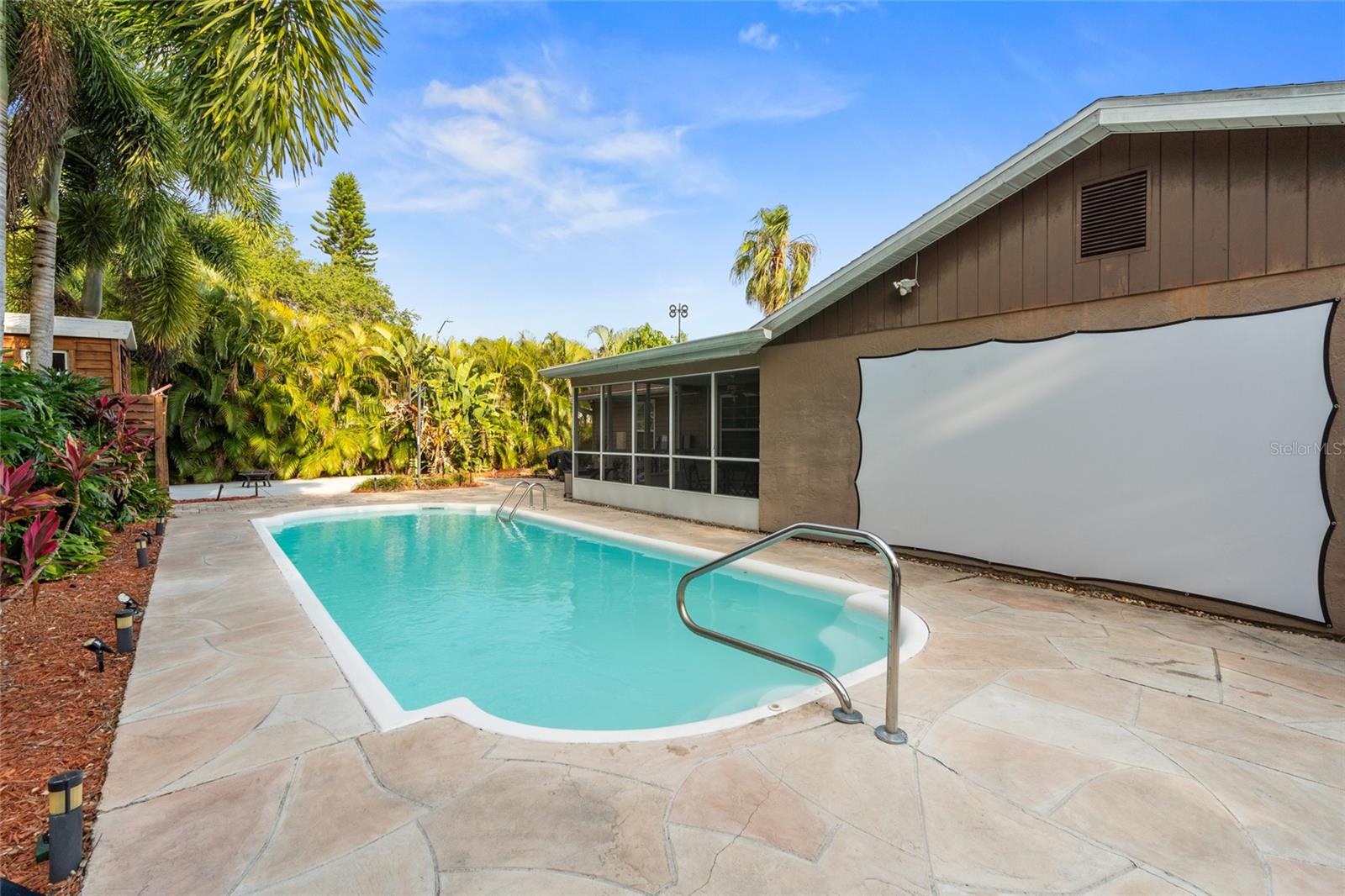 Image 42 of 49 For 1686 Spottswood Circle
