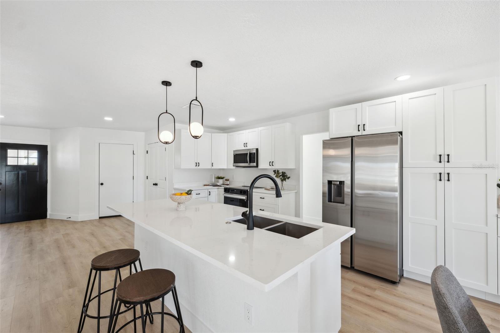 Image 11 of 64 For 9920 Spoonbill Road E
