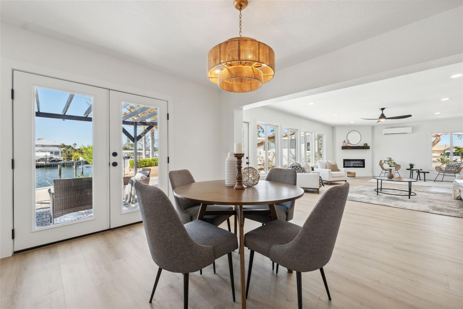 Image 18 of 64 For 9920 Spoonbill Road E