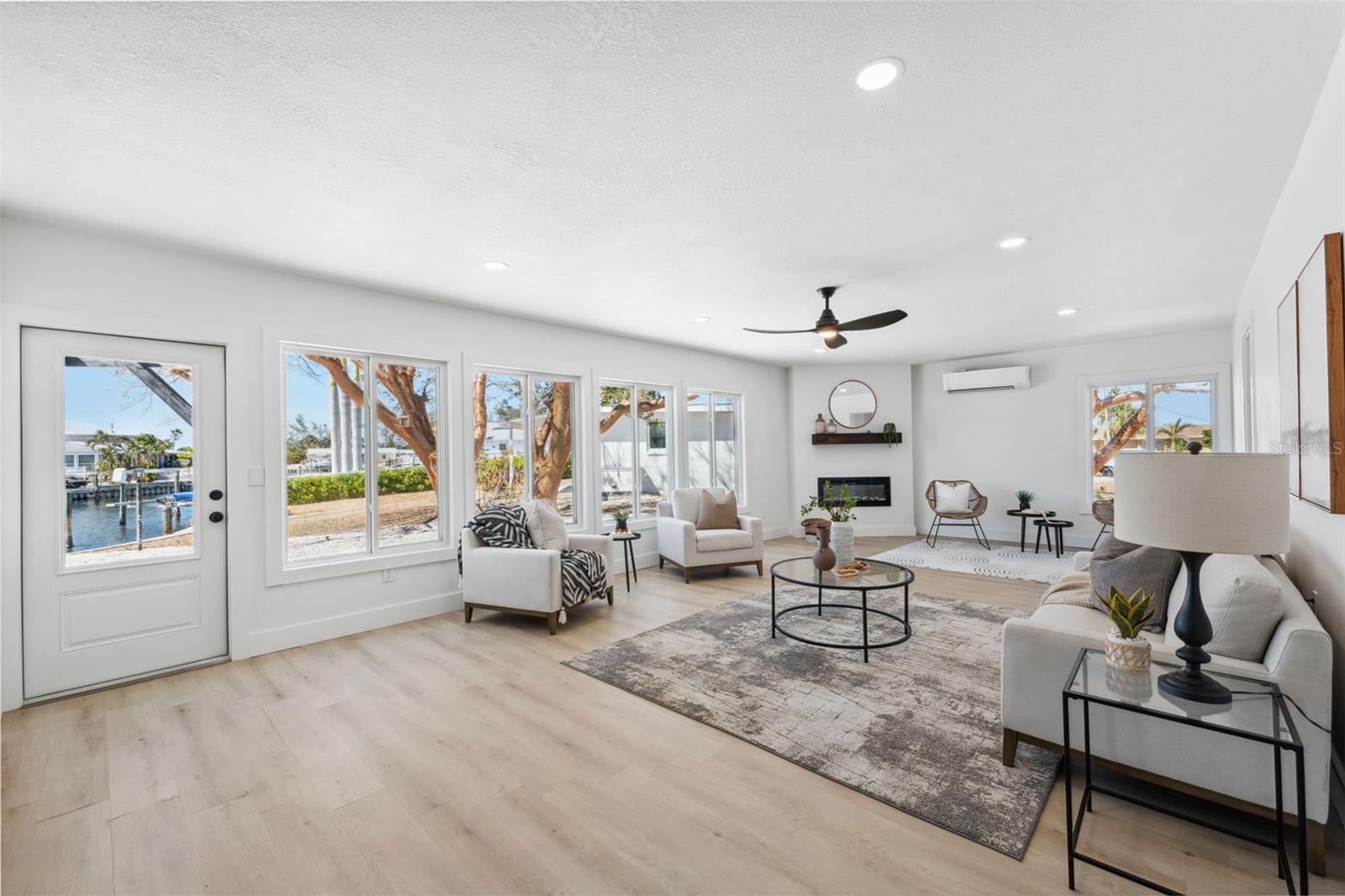 Image 20 of 64 For 9920 Spoonbill Road E