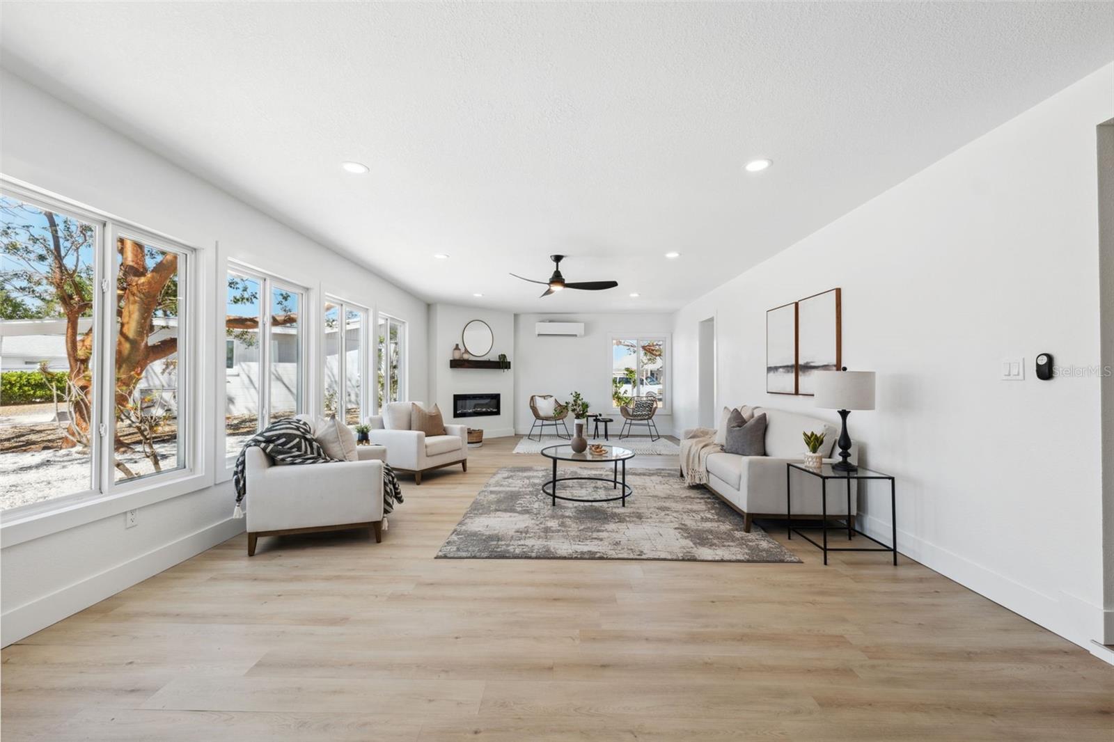 Image 21 of 64 For 9920 Spoonbill Road E