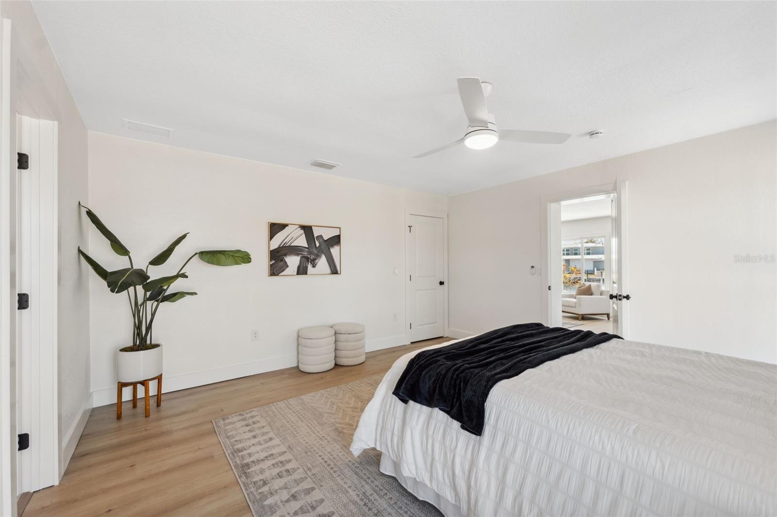 Image 29 of 64 For 9920 Spoonbill Road E