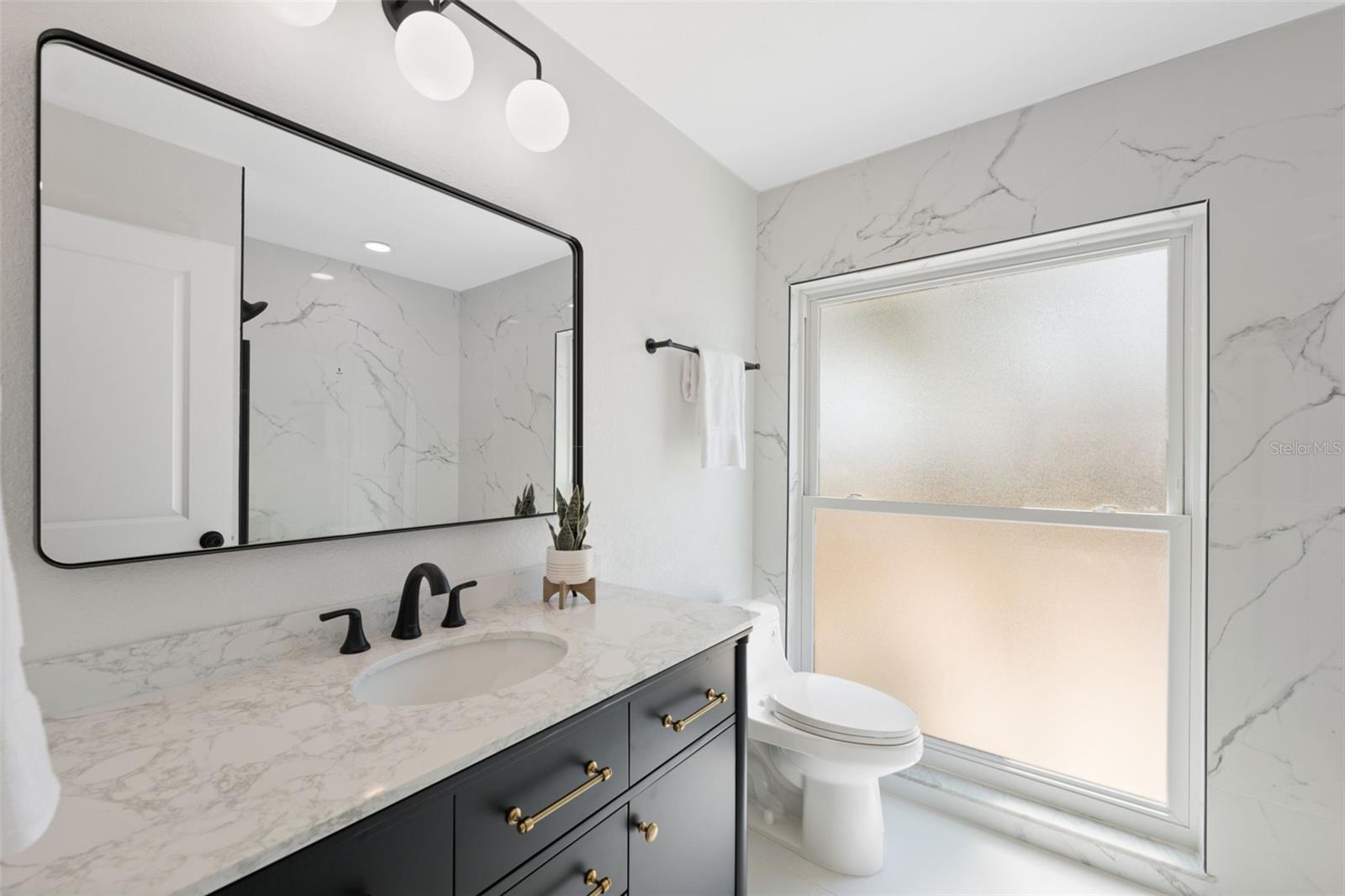 Image 36 of 64 For 9920 Spoonbill Road E