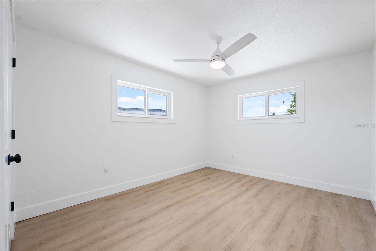 Image 39 of 64 For 9920 Spoonbill Road E