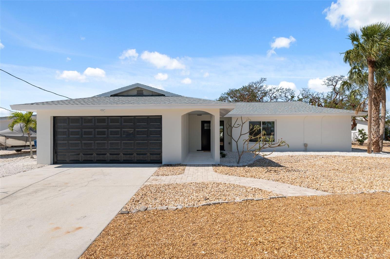 Image 5 of 64 For 9920 Spoonbill Road E