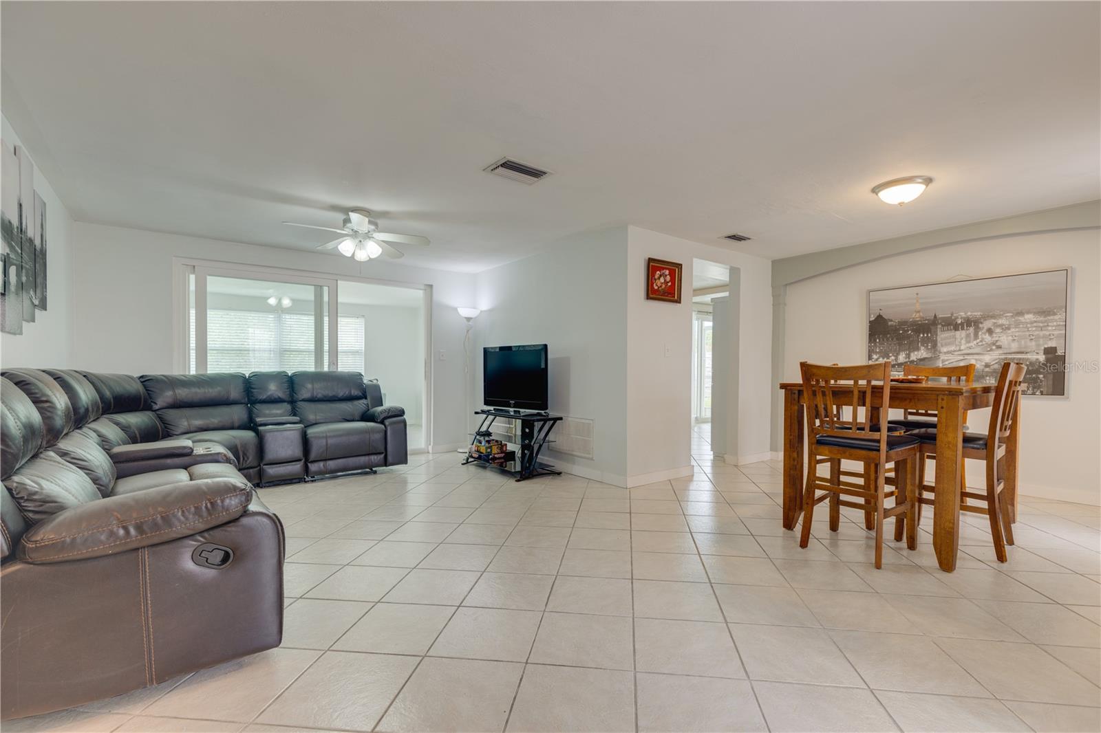Image 11 of 32 For 3633 Richboro Drive