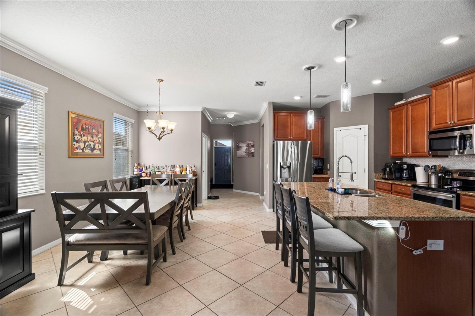 Image 17 of 51 For 11656 Lake Boulevard