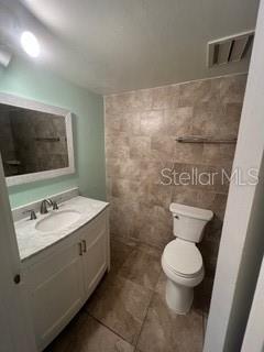 Image 13 of 18 For 2971 Estancia Boulevard 225