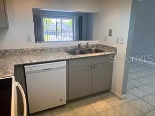 Image 9 of 18 For 2971 Estancia Boulevard 225