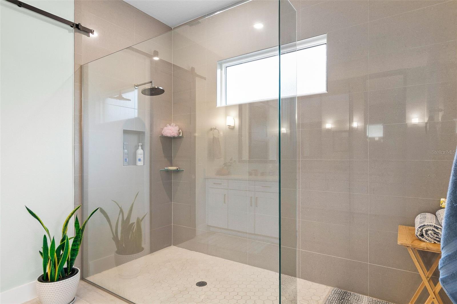 Image 36 of 71 For 2217 5th Street E