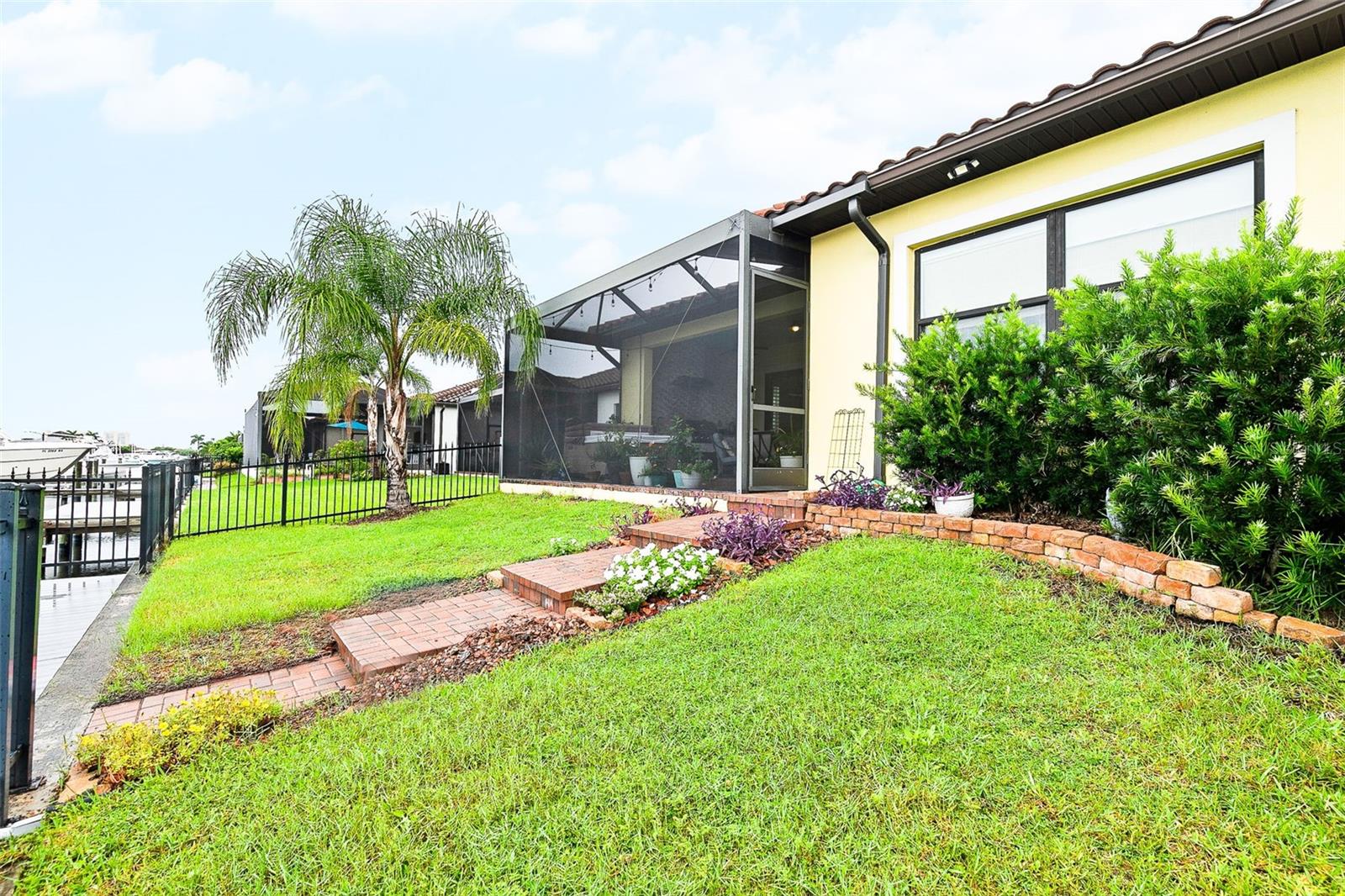 Image 65 of 71 For 2217 5th Street E