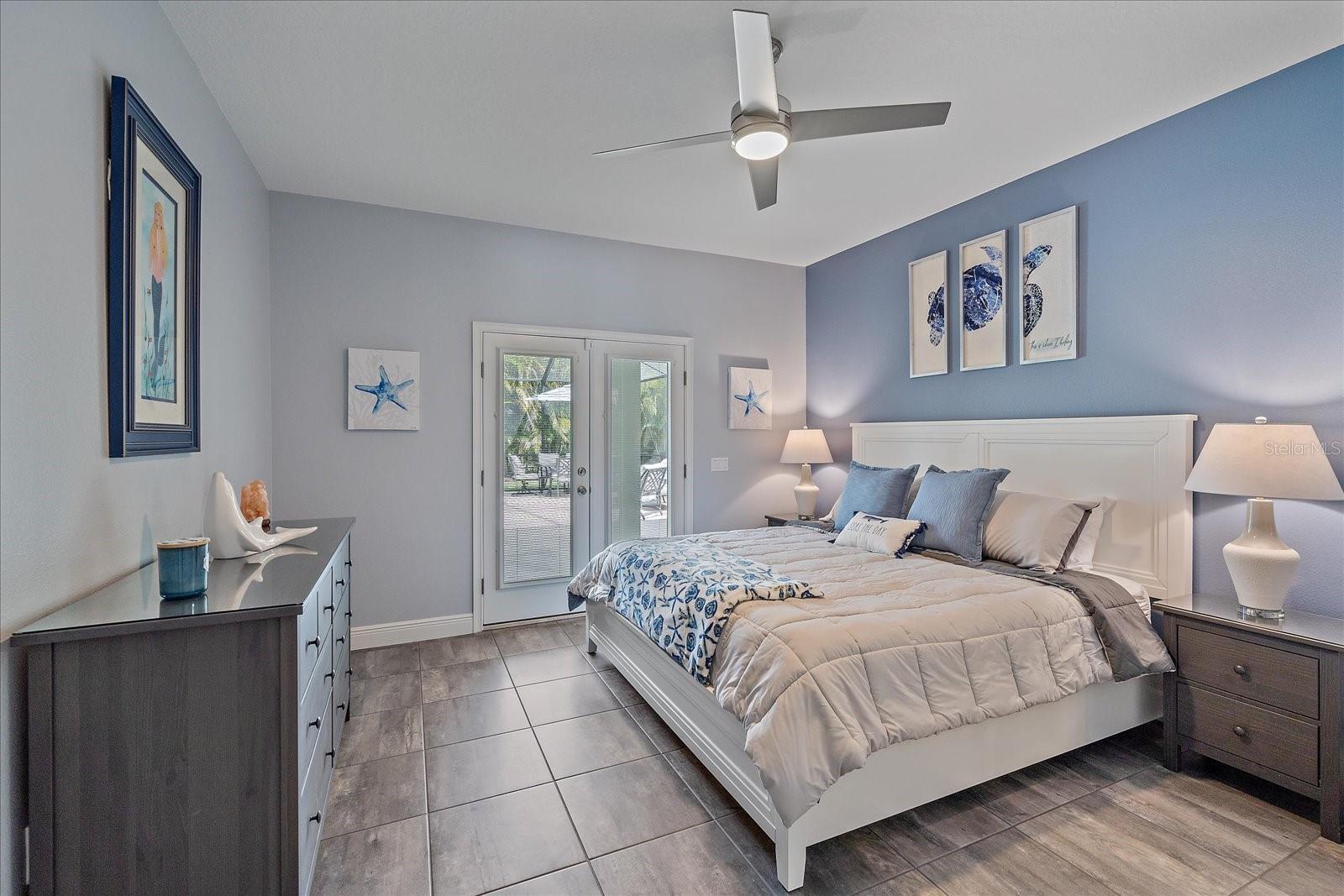 Listing photo id 11 for 7338 Milestone Drive