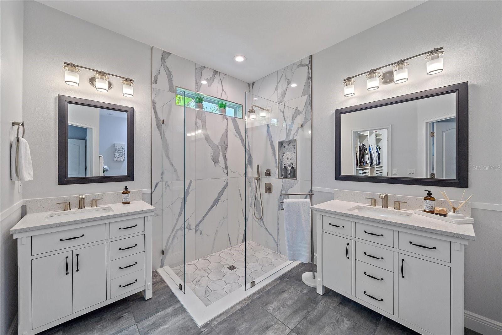Listing photo id 14 for 7338 Milestone Drive