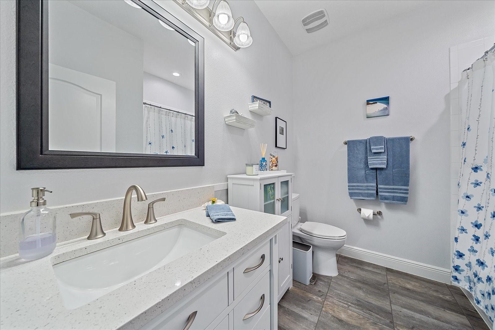 Listing photo id 19 for 7338 Milestone Drive