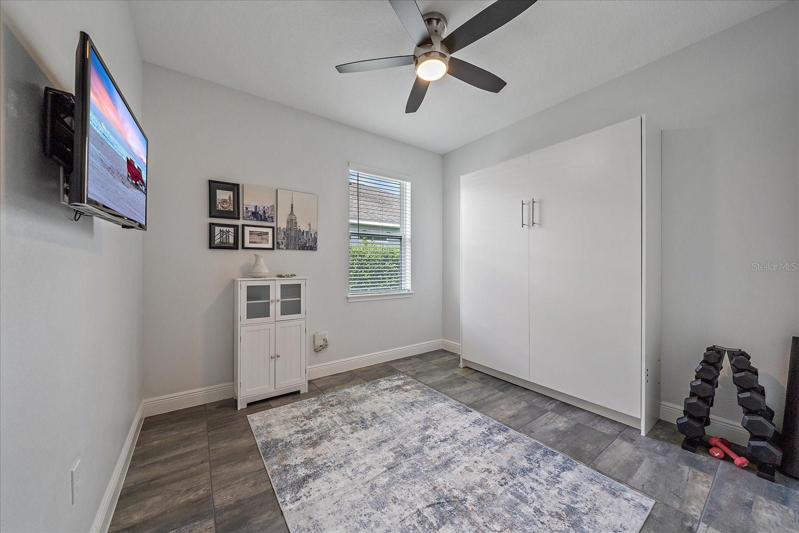Listing photo id 20 for 7338 Milestone Drive