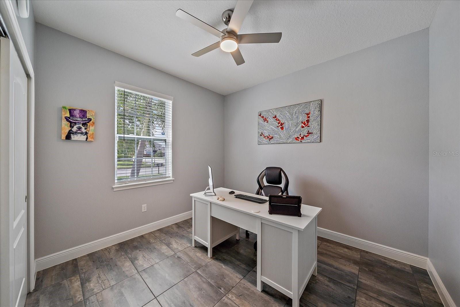 Listing photo id 22 for 7338 Milestone Drive
