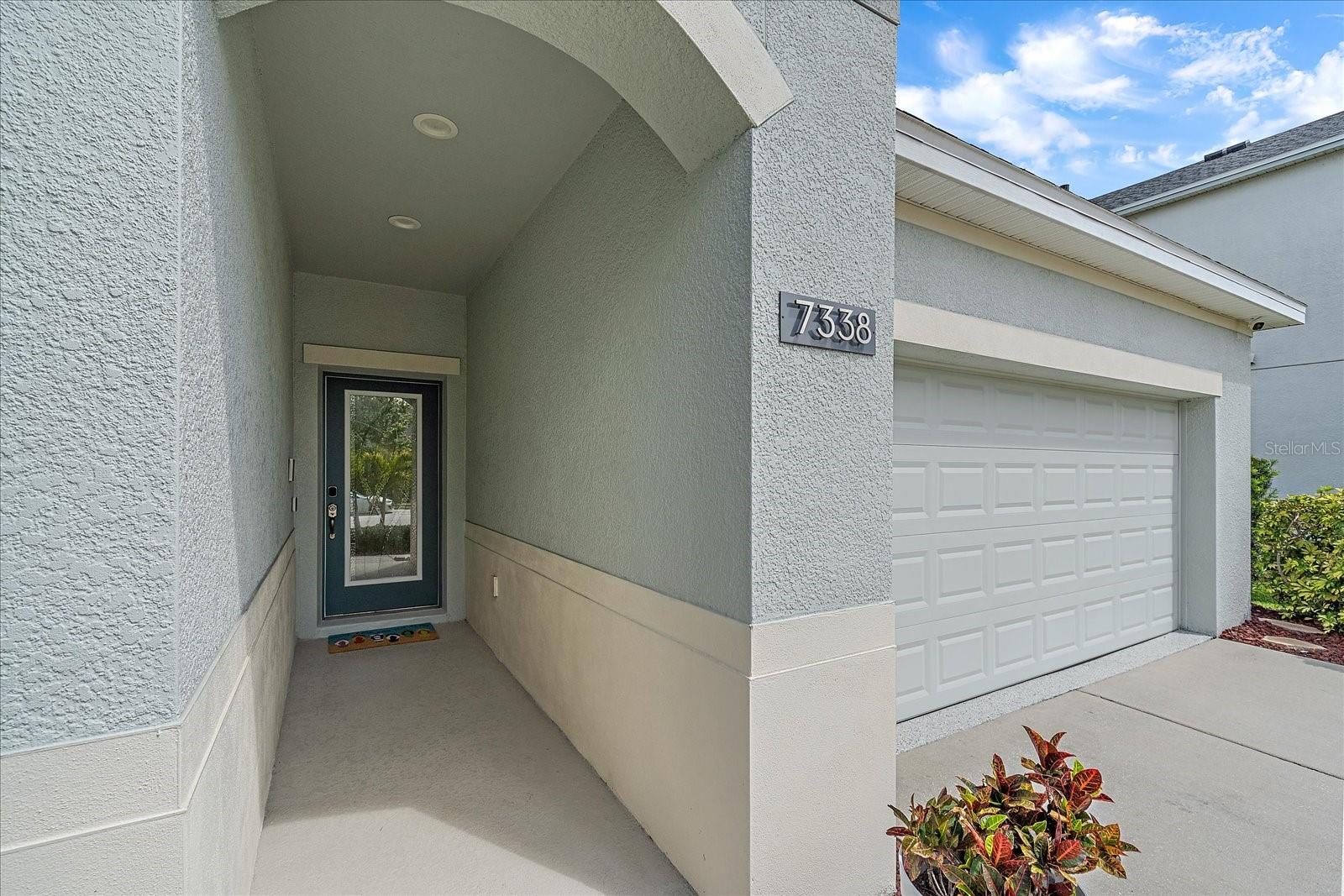 Listing photo id 3 for 7338 Milestone Drive