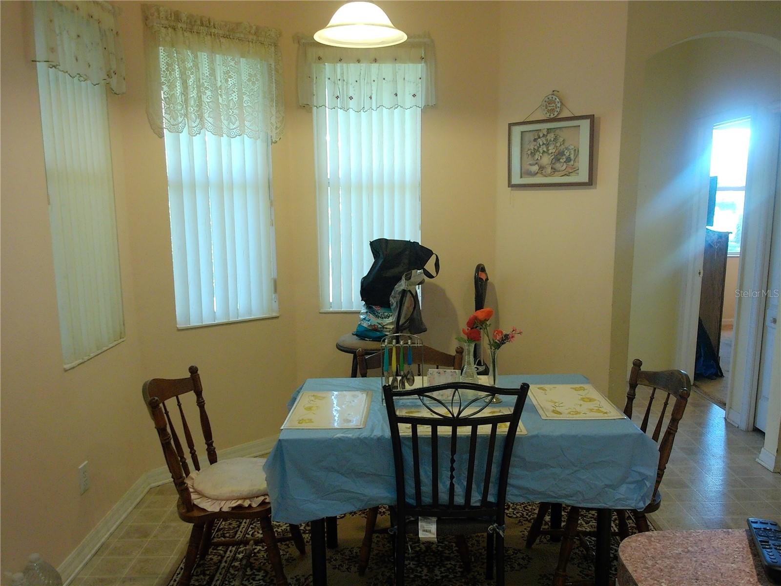 Image 10 of 37 For 6130 Whimbrelwood Drive