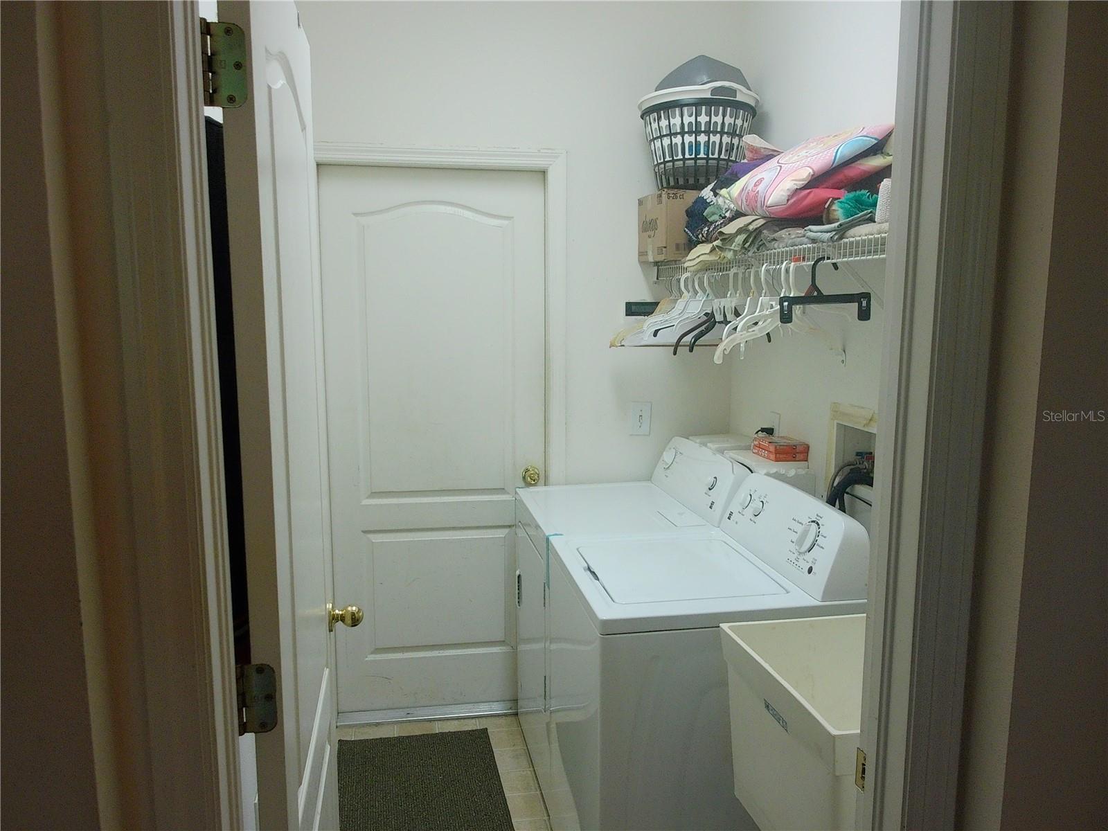 Image 6 of 37 For 6130 Whimbrelwood Drive