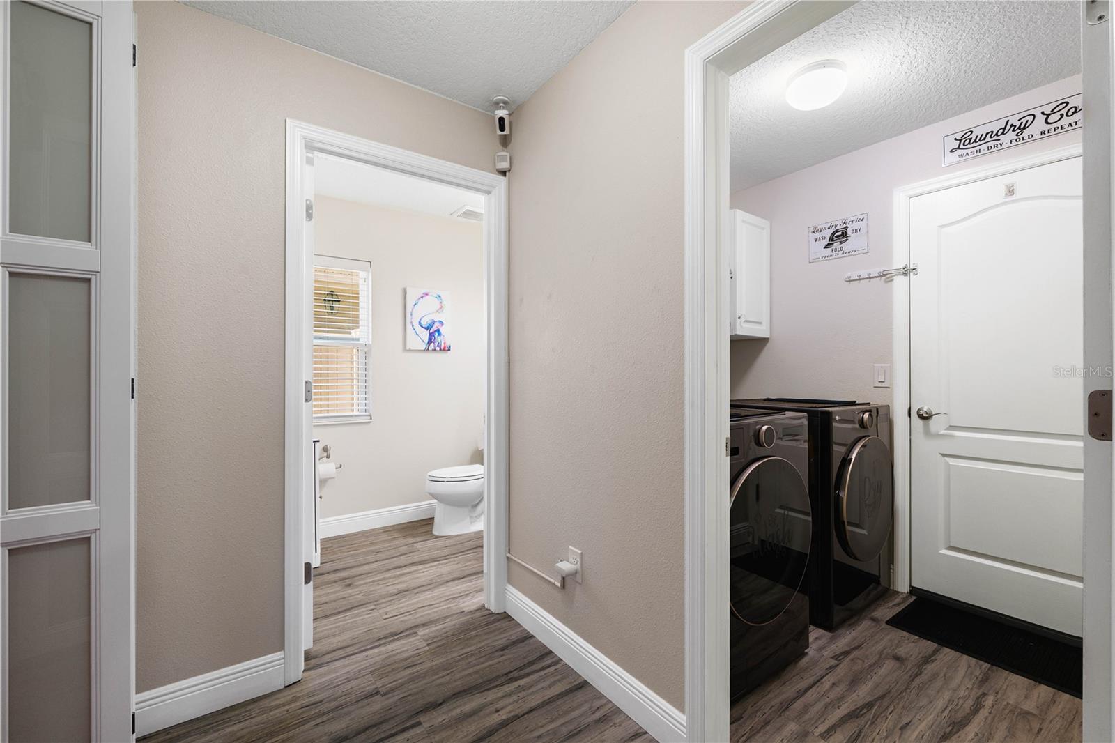Image 11 of 42 For 10645 Laguna Plains Drive