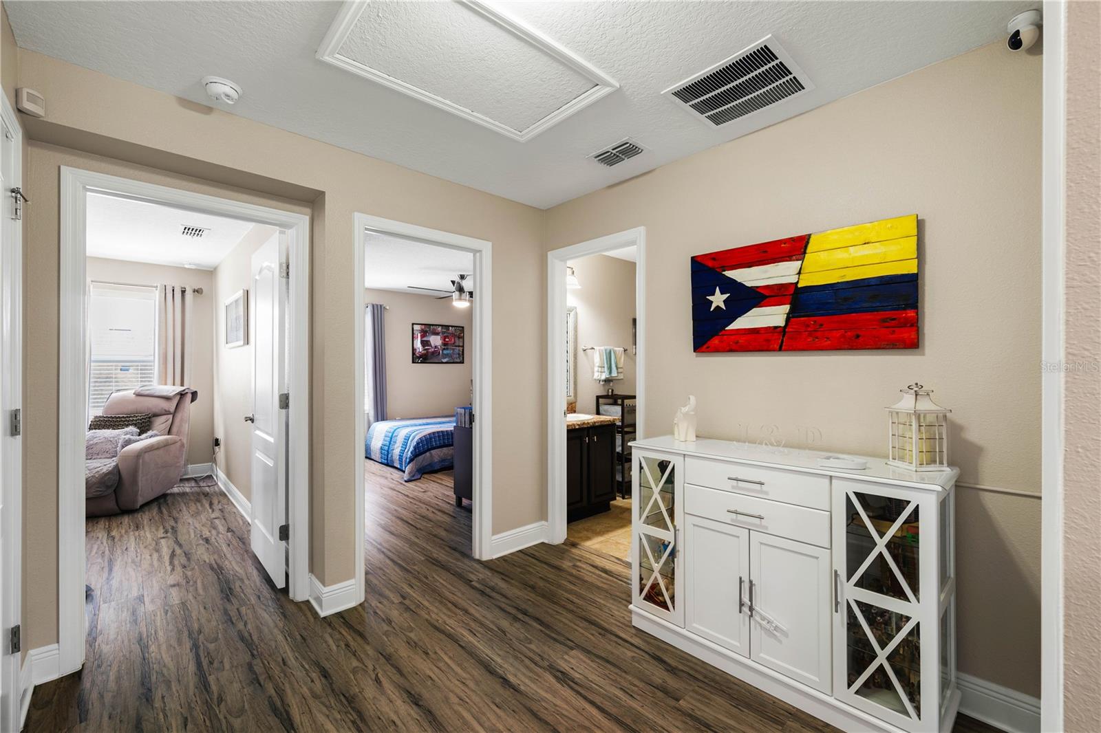 Image 15 of 42 For 10645 Laguna Plains Drive