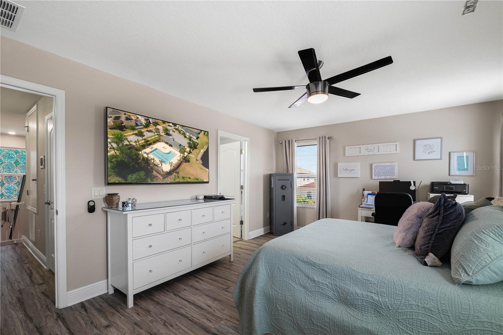 Image 23 of 42 For 10645 Laguna Plains Drive