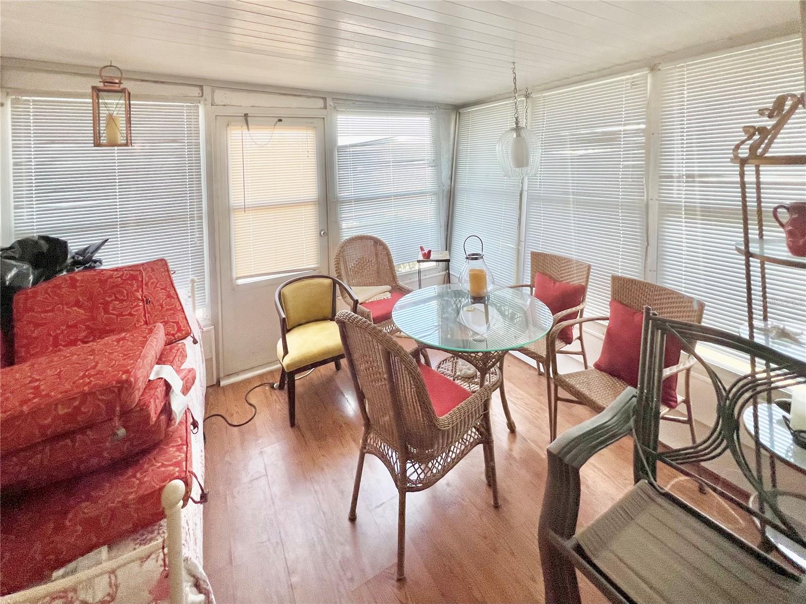 Image 11 of 43 For 1100 Belcher Road S 205