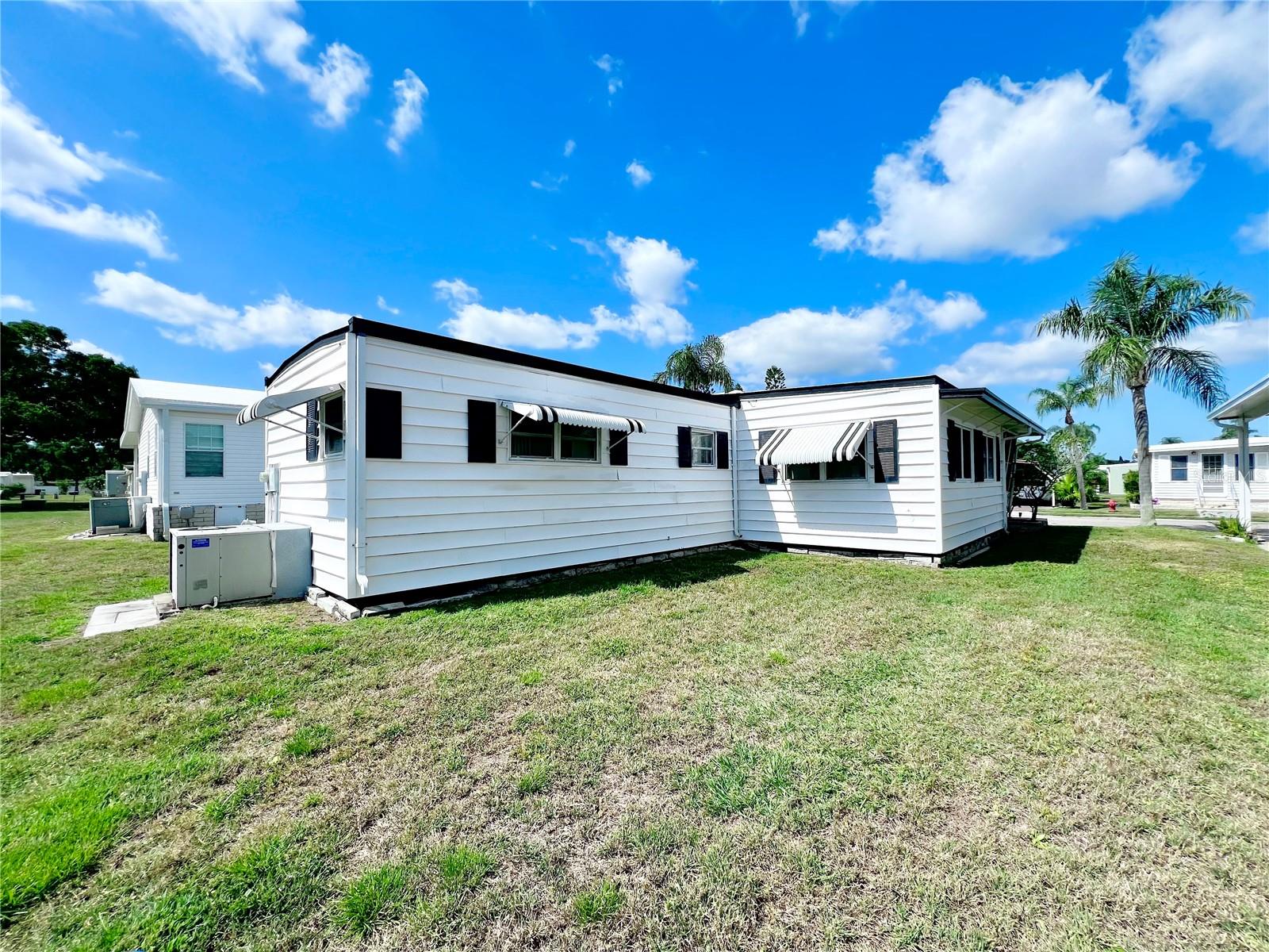 Image 5 of 43 For 1100 Belcher Road S 205