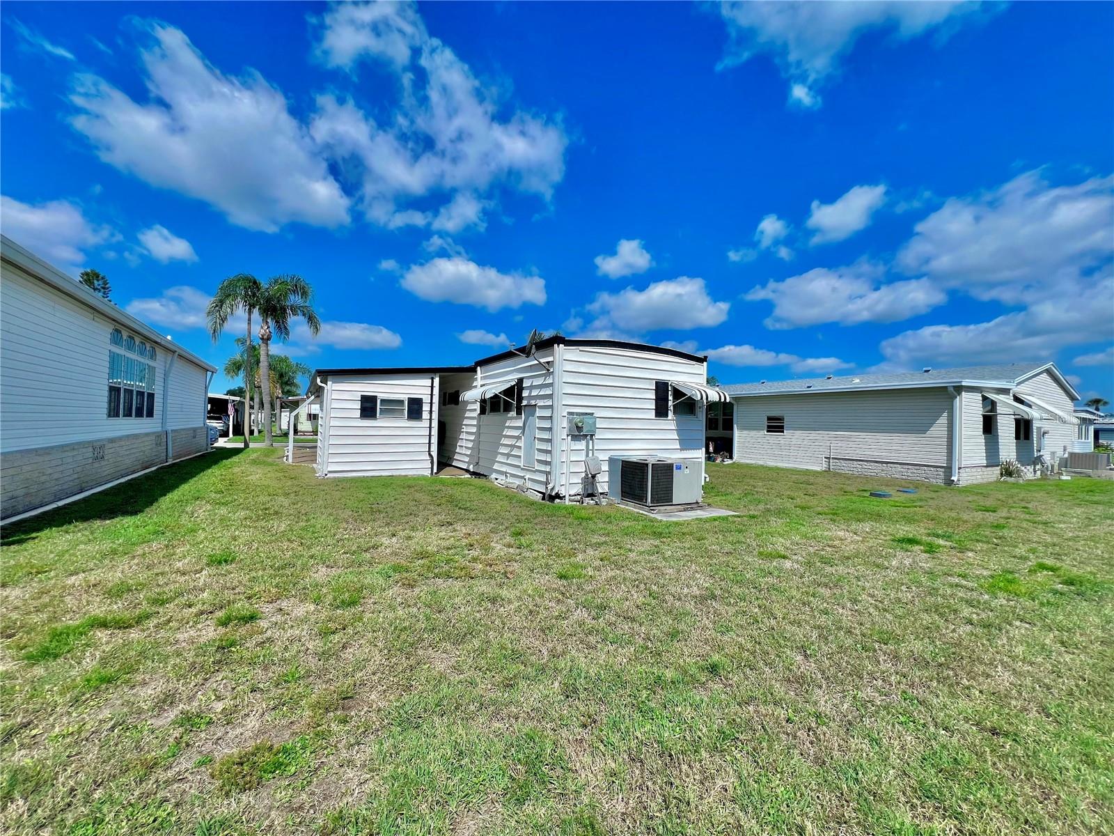 Image 8 of 43 For 1100 Belcher Road S 205